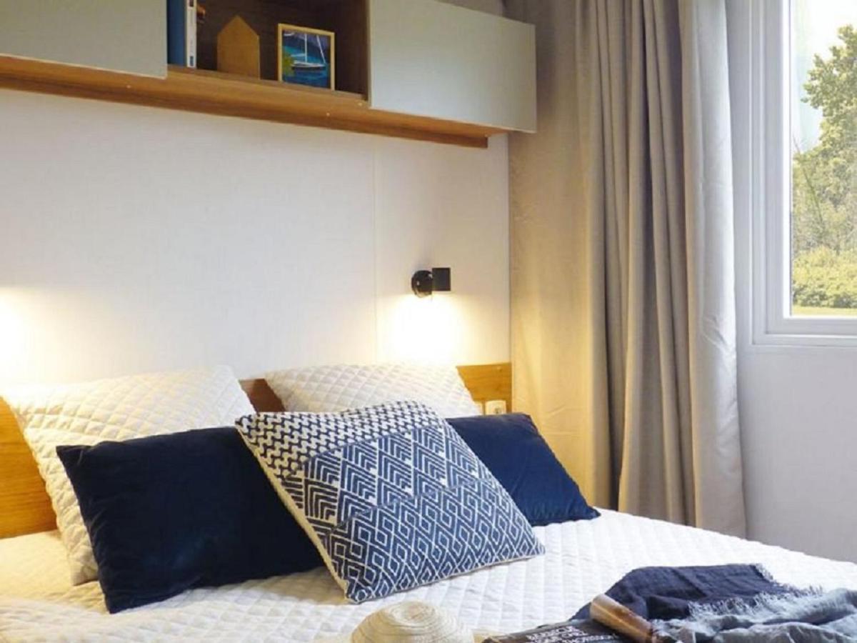 Chalet Op Camping Lauwersoog Met 3 Slaapkamers En Vaatwasser - Joycasa Екстер'єр фото