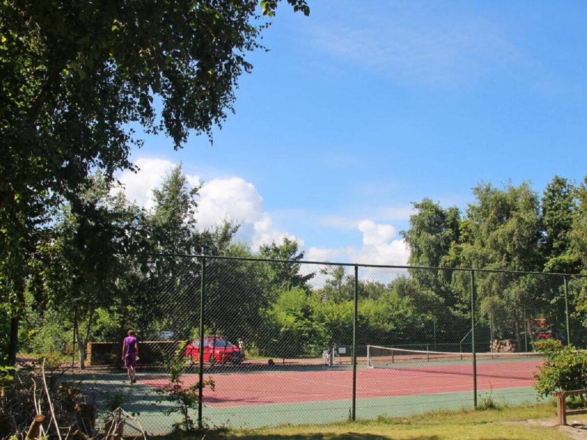 Chalet Op Camping Lauwersoog Met 3 Slaapkamers En Vaatwasser - Joycasa Екстер'єр фото